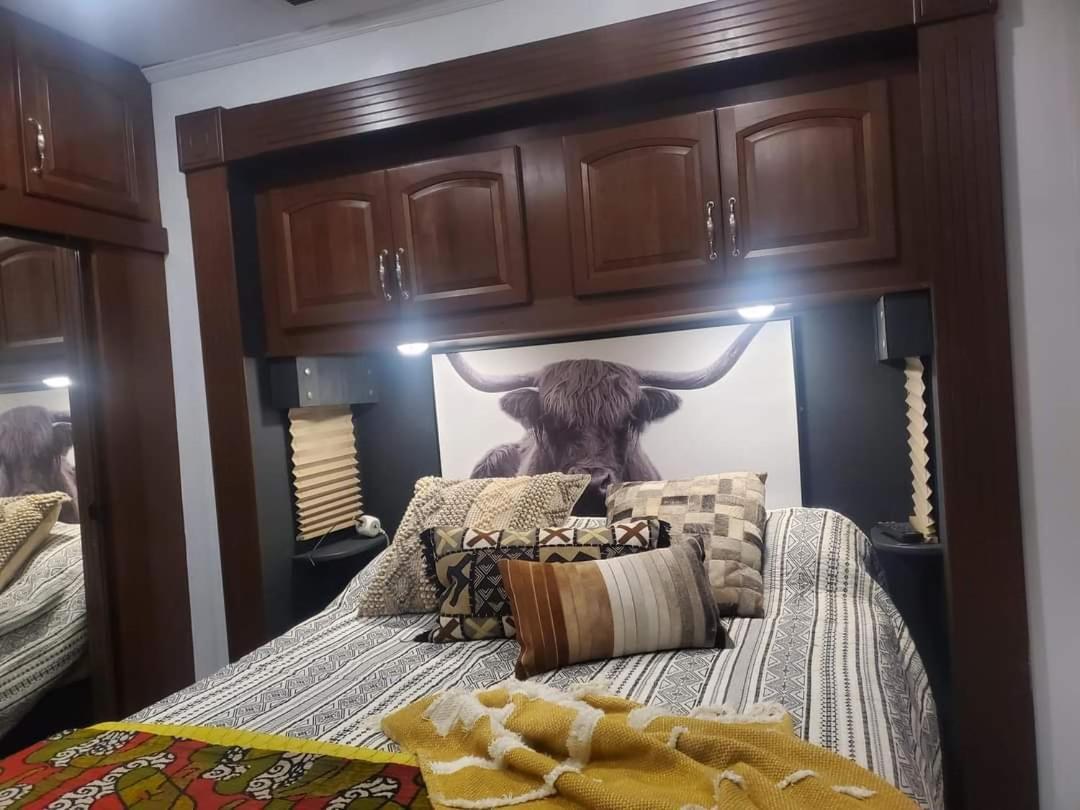 Jolene Hotel Pittman Center Екстериор снимка